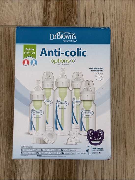Dr. Brown's Other - Dr. Brown's Anti-Colic Baby Bottle Gift Set - White/Green